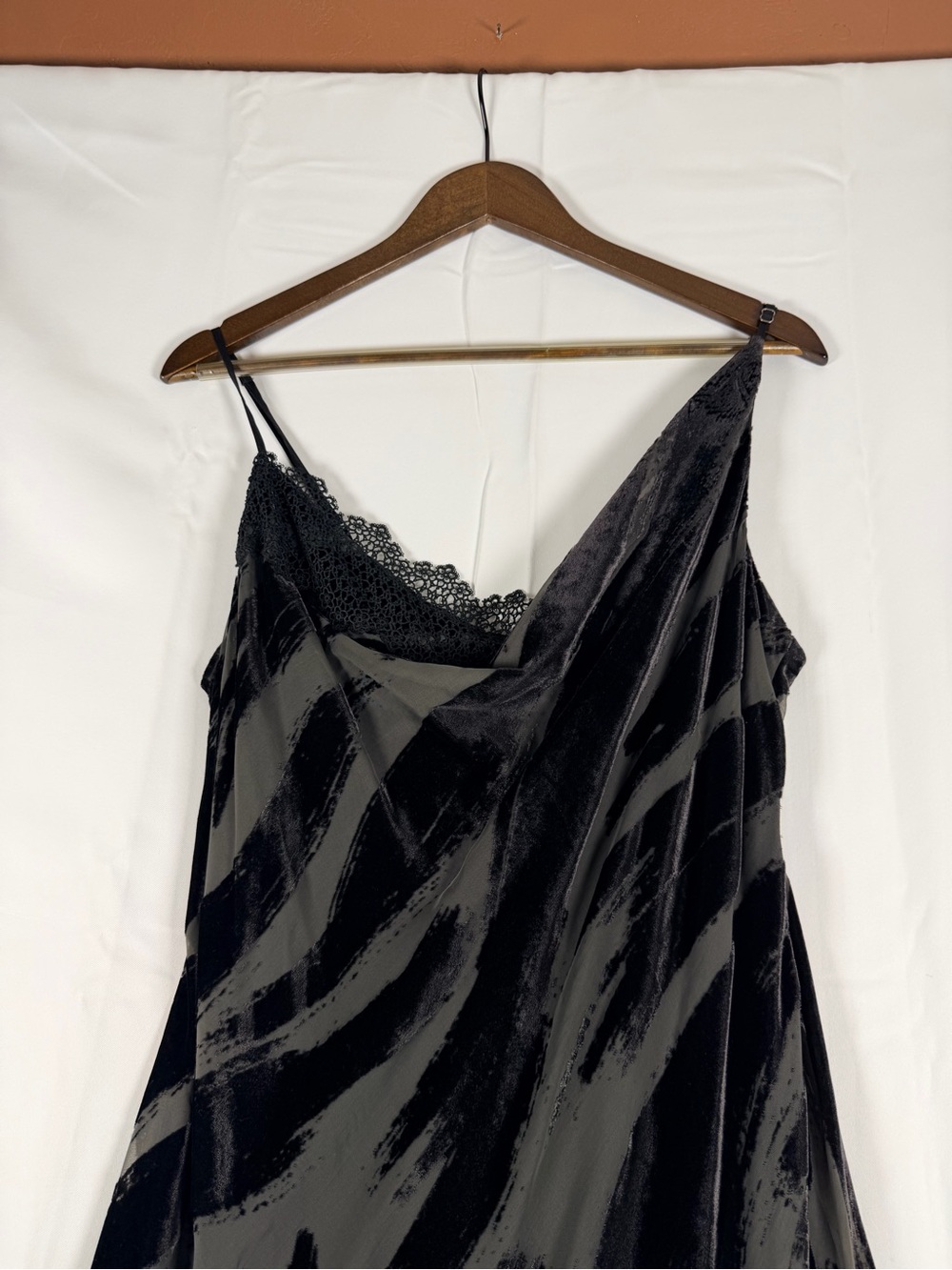 BY ANTHROPOLOGIE Women’s Size XL Dress Midi Zebra Slip Flocked Asymmetrical Cowl - Picture 4 of 16